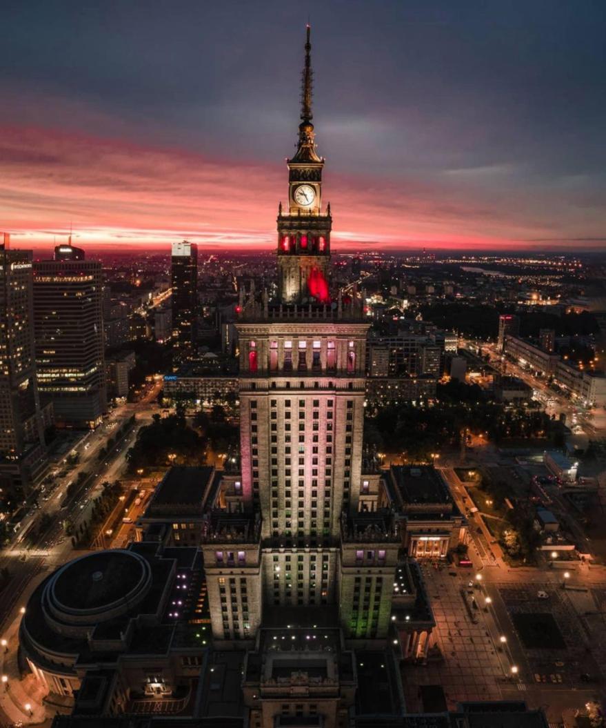 Palace 2 Wifi 600 Mbs 55'Tv Netflix Hbo 2Xmetro Appletv Βαρσοβία Εξωτερικό φωτογραφία